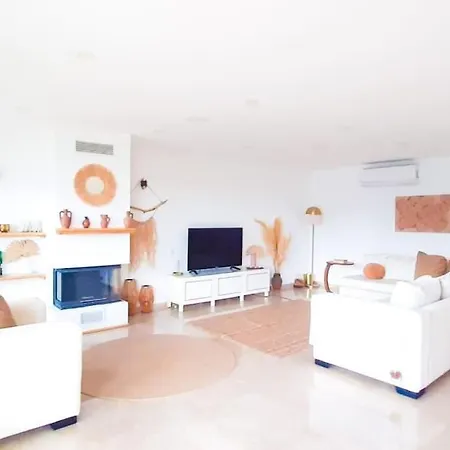 Private With Pool And Garden